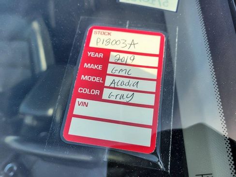 Used 2019 GMC Acadia SLT image 26