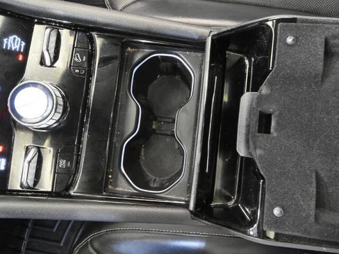 Used 2022 Jeep Grand Cherokee L Overland image 31