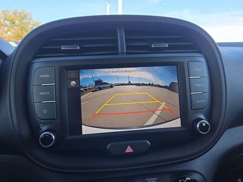 Certified 2024 Kia Soul LX w/ Option Group 015 image 27