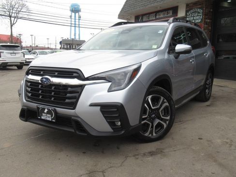 Used 2023 Subaru Ascent Limited AWD/4WD image 35