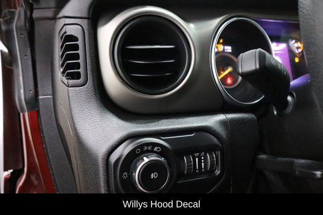 Used 2021 Jeep Wrangler Unlimited Sport AWD/4WD image 16