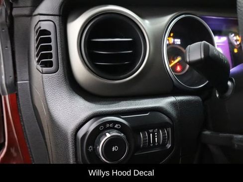 Used 2021 Jeep Wrangler Unlimited Sport AWD/4WD image 16