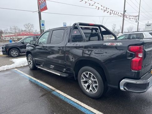 Used 2021 Chevrolet Silverado 1500 LT w/ Bed Protection Package image 2