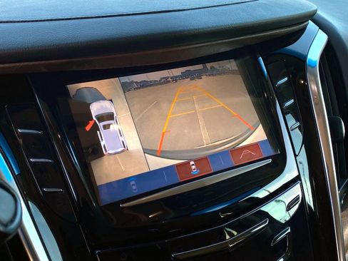 Used 2017 Cadillac Escalade Premium Luxury image 16