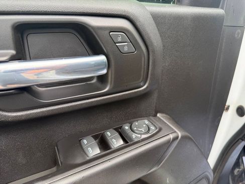 Used 2022 Chevrolet Silverado 2500 W/T w/ WT Convenience Package AWD/4WD image 17