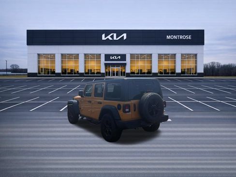 Used 2021 Jeep Wrangler Unlimited Sport AWD/4WD image 8