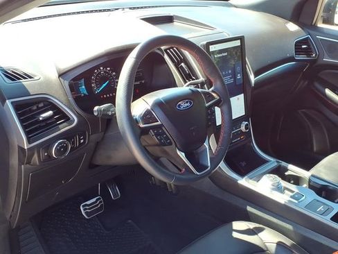 Used 2024 Ford Edge ST-Line AWD/4WD image 18