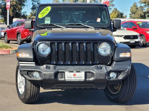 Used 2020 Jeep Wrangler Unlimited Sport S image 2