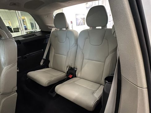 Used 2023 Volvo XC90 B6 Ultimate w/ Lounge Package AWD/4WD image 29