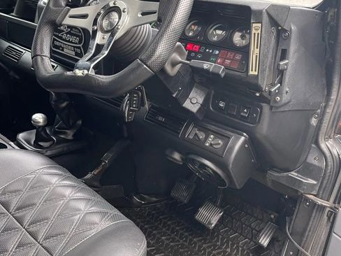 Used 1990 Land Rover Defender 110 image 12
