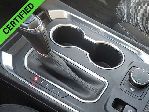 Used 2019 Chevrolet Traverse LT image 16