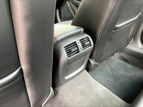 Used 2016 Chevrolet SS RWD image 10