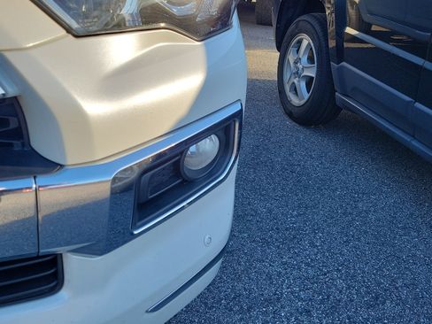 Used 2016 Toyota 4Runner Limited image 4