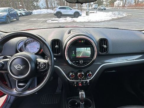 Used 2019 MINI Cooper Countryman S image 9