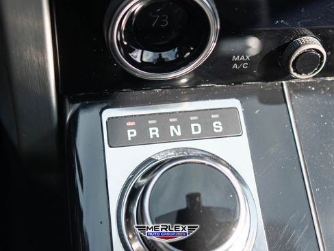 Used 2018 Land Rover Range Rover Long Wheelbase Supercharged image 36