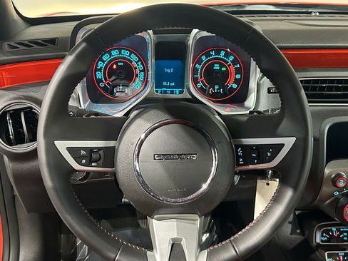 Used 2010 Chevrolet Camaro SS w/ Interior Accent Trim Package RWD image 48
