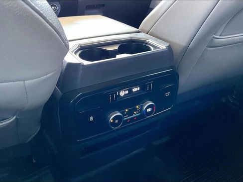 Used 2019 Ford Expedition Max Limited image 10