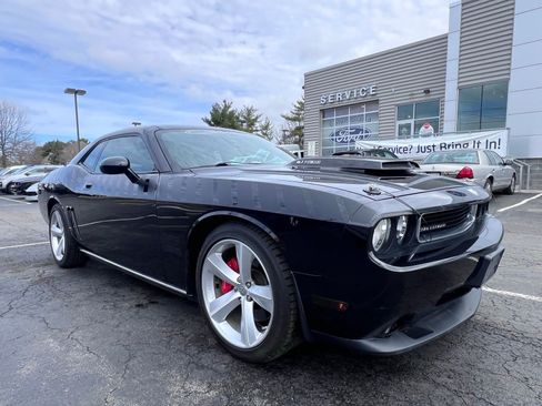 Used 2009 Dodge Challenger SRT8 w/ SRT Option Group II image 13