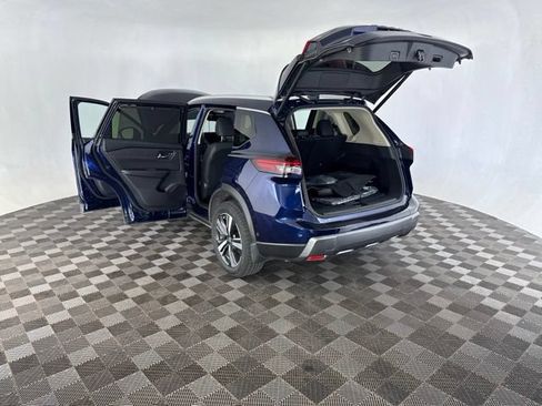 Certified 2024 Nissan Rogue SL w/ SL Premium Package AWD/4WD image 16