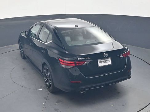 Used 2022 Nissan Sentra SR w/ SR Premium Package FWD image 31