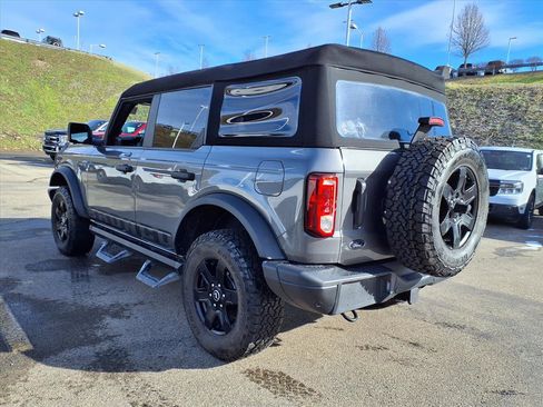 Certified 2023 Ford Bronco Black Diamond image 4