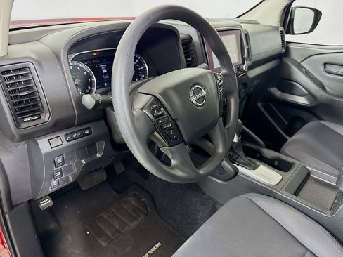 Used 2023 Nissan Frontier S w/ Technology Package image 9
