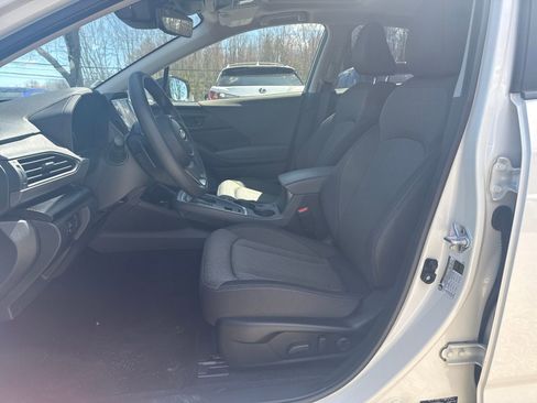 Used 2024 Subaru Crosstrek 2.0i Premium AWD/4WD image 9