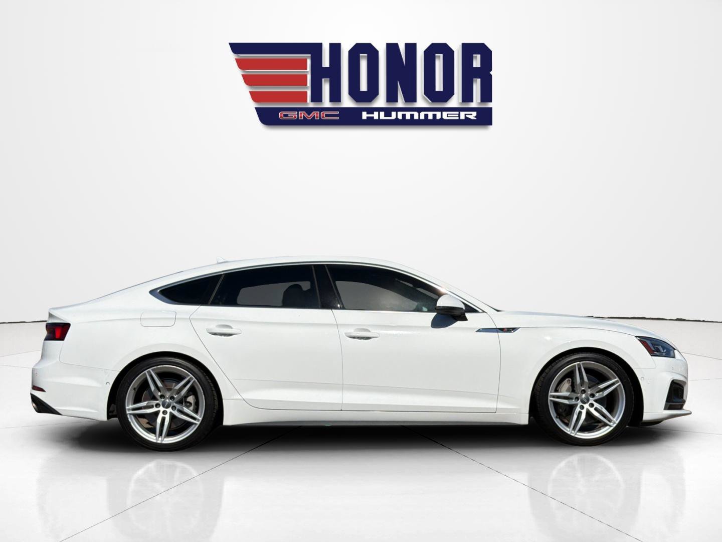 Used 2019 Audi A5 2.0T Prestige w/ 19" S Line Wheel Package AWD/4WD image 3