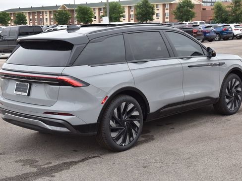 New 2026 Lincoln Nautilus Reserve w/ Jet Appearance Package AWD/4WD image 6