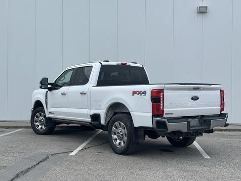 Certified 2024 Ford F250 Lariat w/ Lariat Ultimate Package image 3