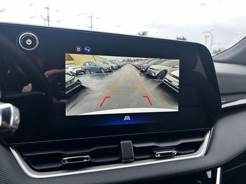 Used 2025 Chevrolet Equinox LT image 26