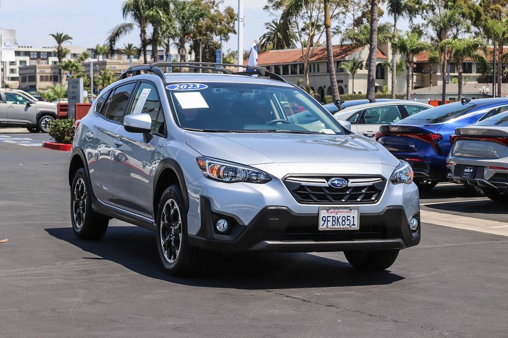 Certified 2023 Subaru Crosstrek 2.0i Premium AWD/4WD image 3