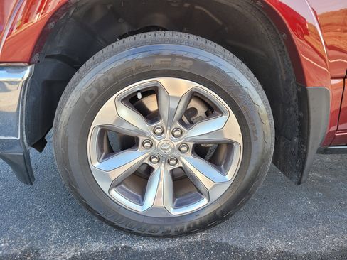 Used 2020 RAM 1500 Limited image 8