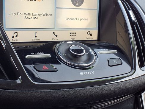 Used 2016 Ford Escape Titanium w/ Equipment Group 301A AWD/4WD image 12