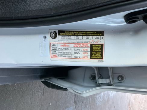 Used 2019 Nissan Kicks SV w/ Exterior Package FWD image 19