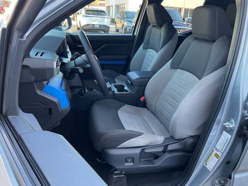 Used 2025 Toyota Tacoma TRD Off-Road image 14