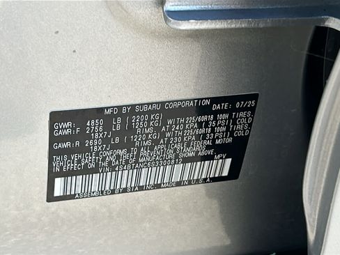 Certified 2025 Subaru Outback Limited AWD/4WD image 31
