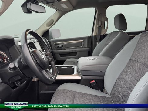 Used 2019 RAM 1500 Big Horn image 11