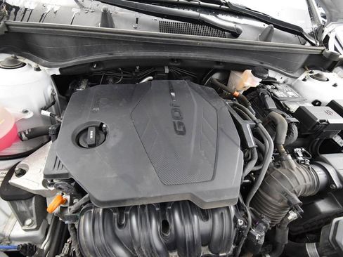 Certified 2023 Kia Sportage EX image 16