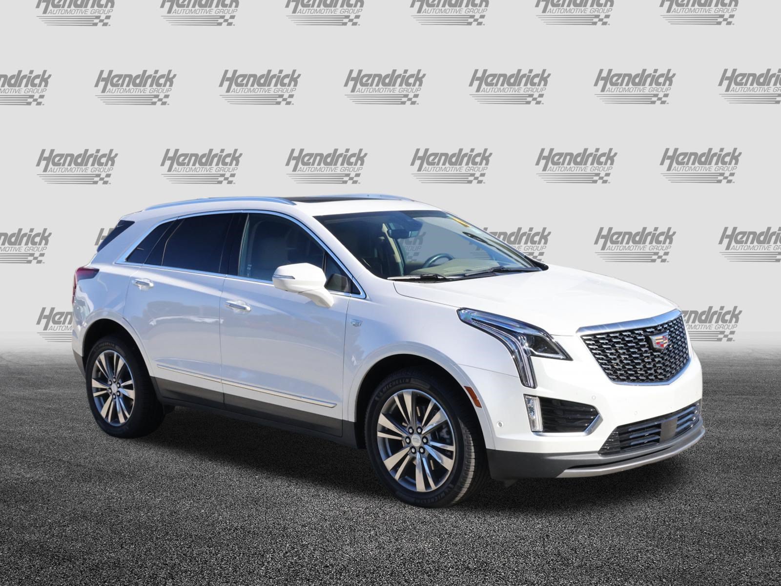 Used 2021 Cadillac XT5 Premium Luxury w/ Platinum Package FWD image 2