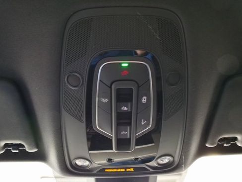 Used 2023 Audi SQ5 Premium Plus w/ Premium Plus Package image 33