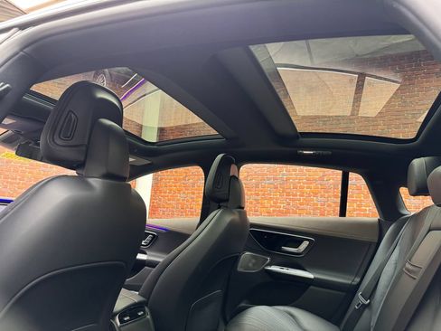 Certified 2023 Mercedes-Benz EQE 500 4MATIC Sedan image 3