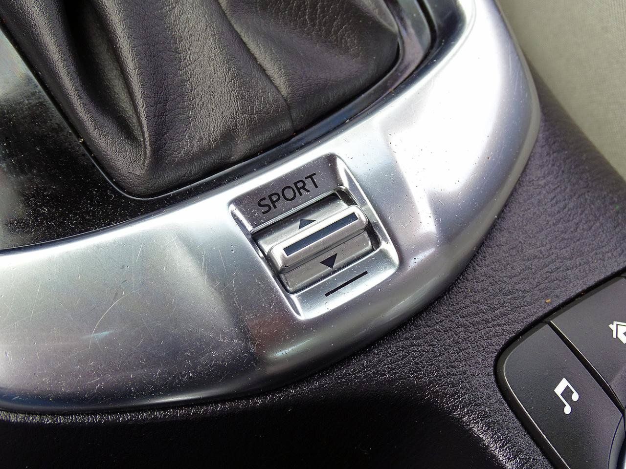 Used 2019 Toyota Yaris LE FWD image 24