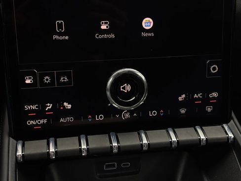 New 2026 GMC Terrain Elevation w/ Elevation Premium Package image 30