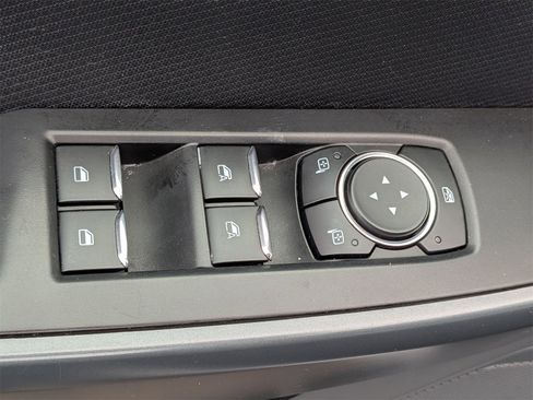 Used 2023 Ford F150 XLT image 14