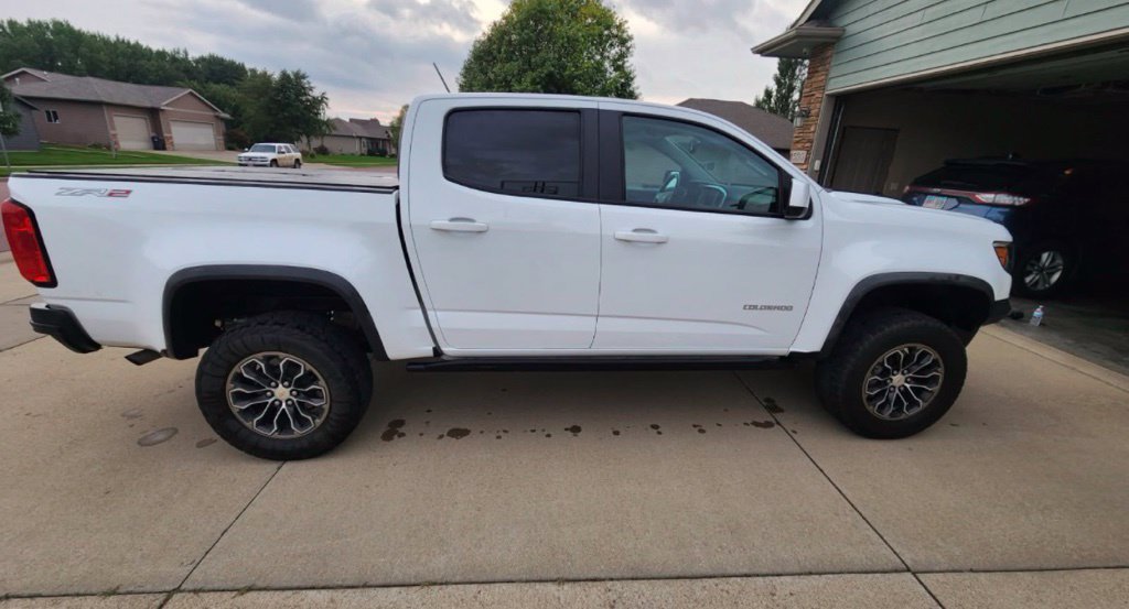 Used 2020 Chevrolet Colorado ZR2 AWD/4WD image 2