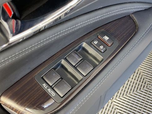 Used 2017 Lexus LS 460 image 10