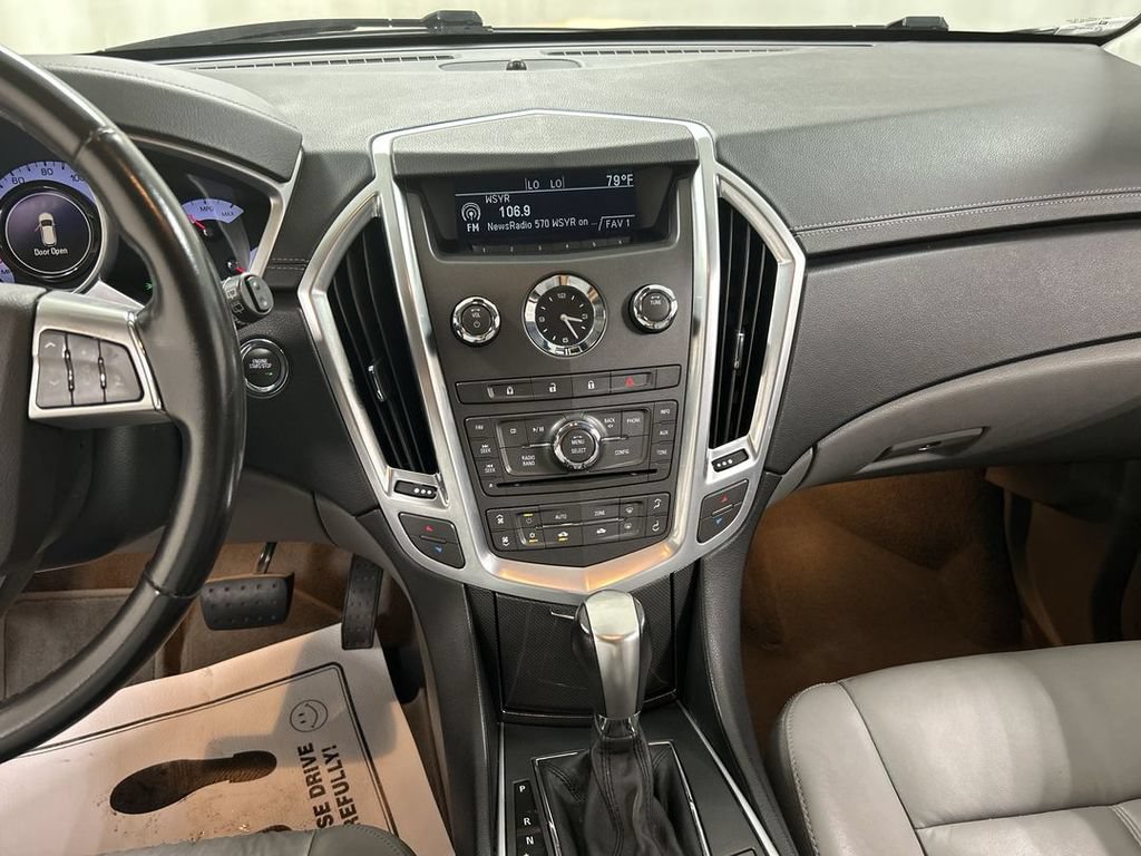Used 2011 Cadillac SRX 2WD image 17