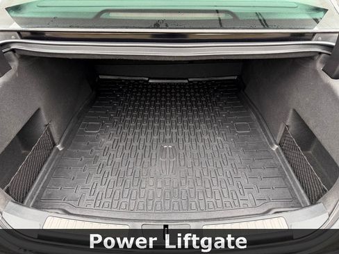 Used 2020 Lincoln Continental Standard w/ Premium Package image 18