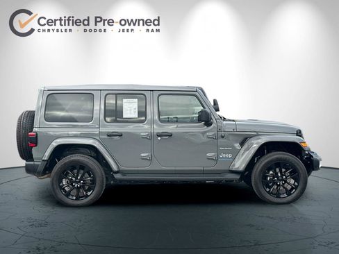 Used 2023 Jeep Wrangler Unlimited Sahara w/ Cold Weather Group image 3